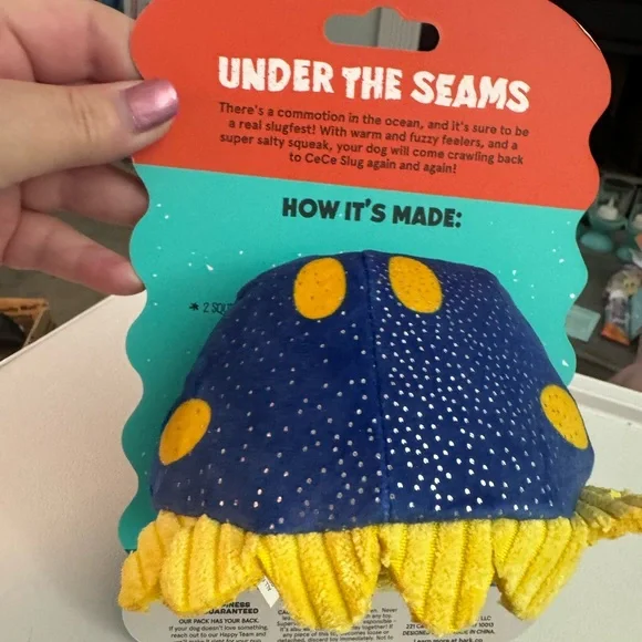 Bark CeCe slug dog toy - Picture 5 of 9